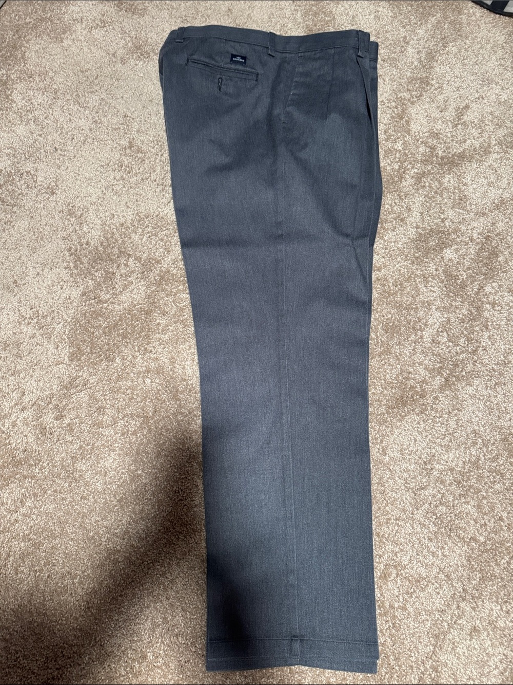 Dockers Slim Straight Pants in Dark Charcoal
